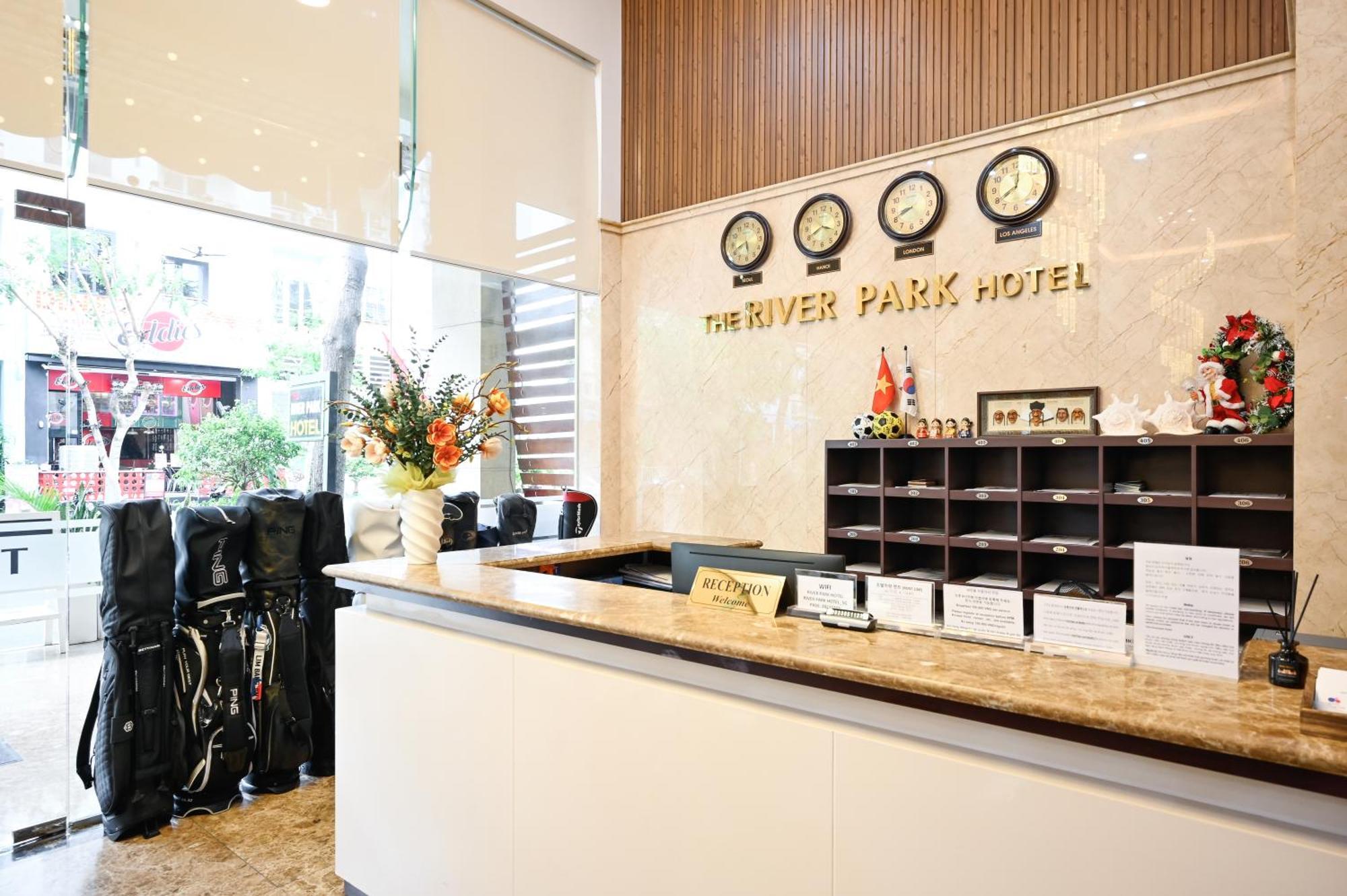 The River Park Hotel Ho Chi Minh City Exterior photo